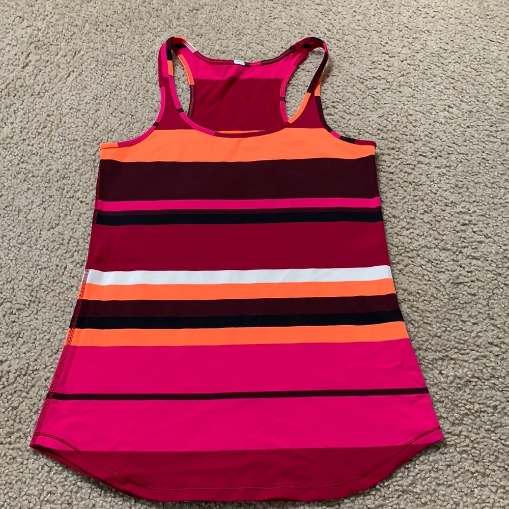 Lululemon tank